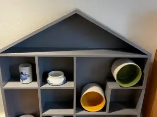 H&M Home Sættekasse / Væghylde – Grå husform