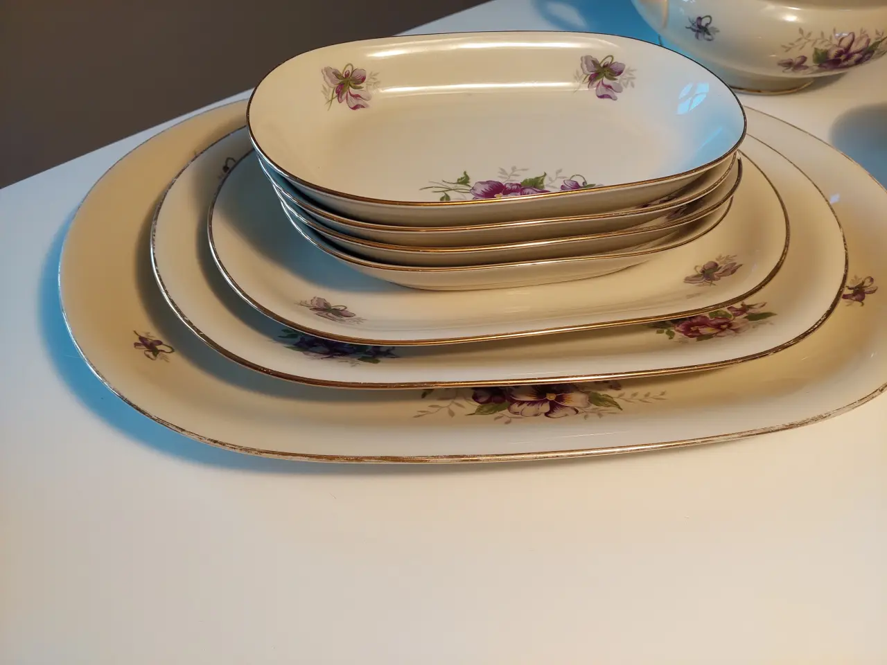 Billede 2 - Spisestel til 12 pers københavn porcelæn