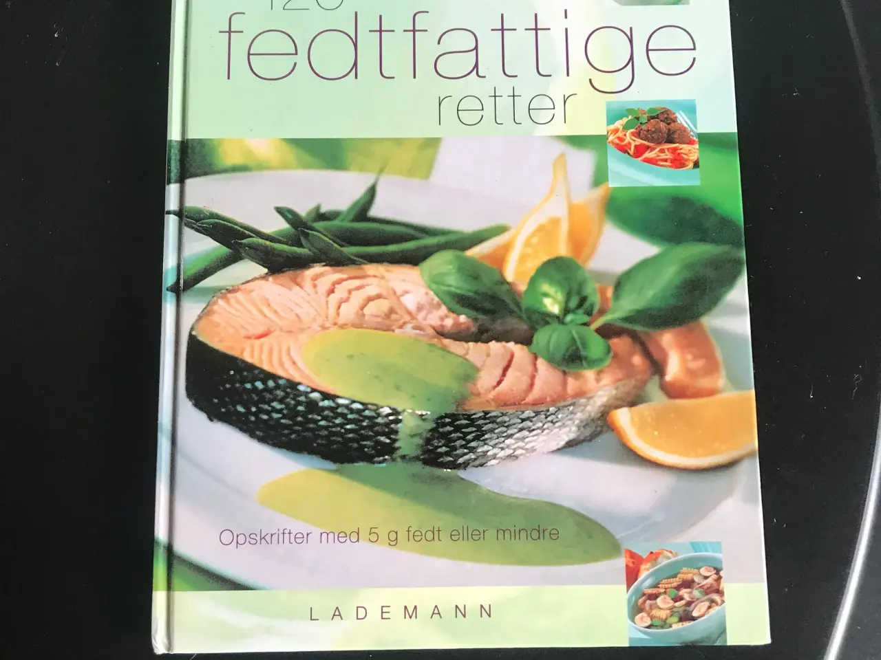 Billede 1 - Mad og bage bøger nye 