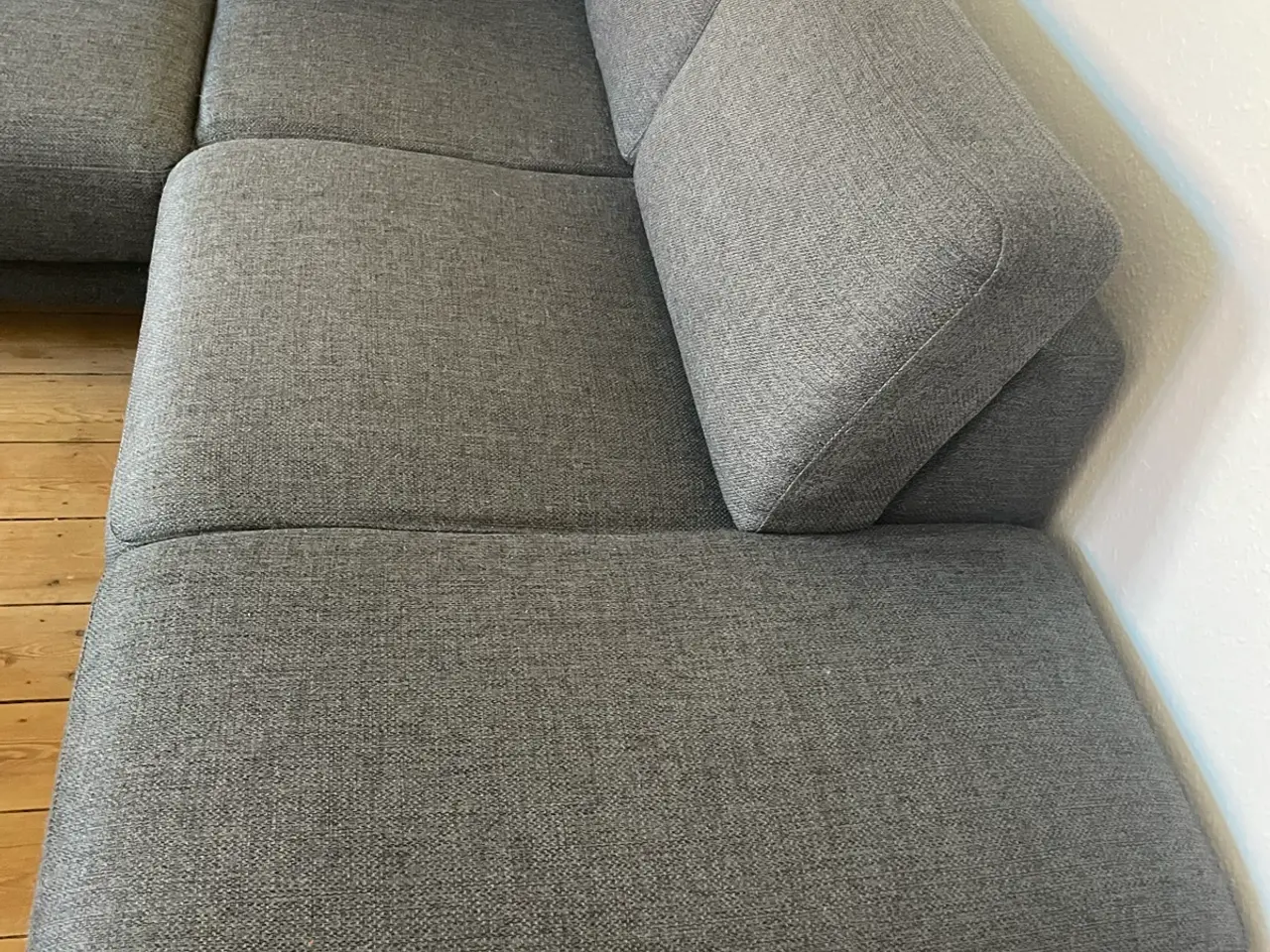 Billede 2 - Hjørnesofa med puf