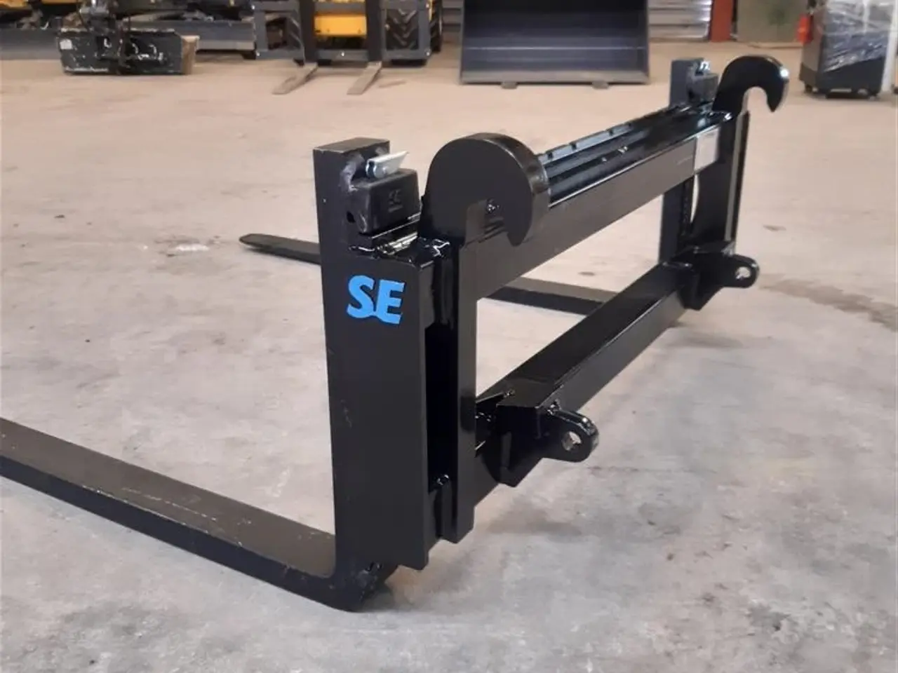 Billede 2 - - - - palle gafler 2500kg