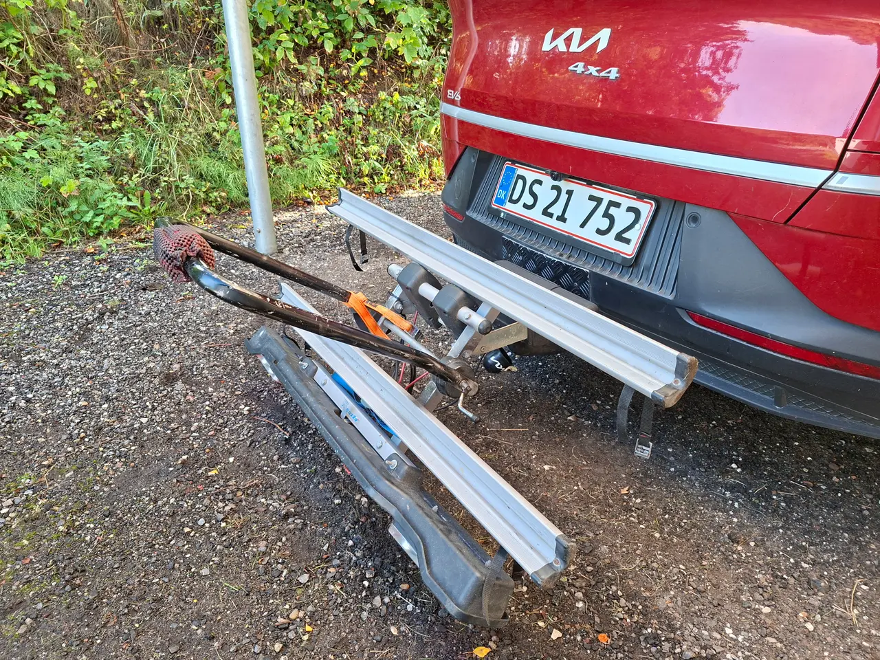 Billede 3 - Cykelholder til 2 elcykler