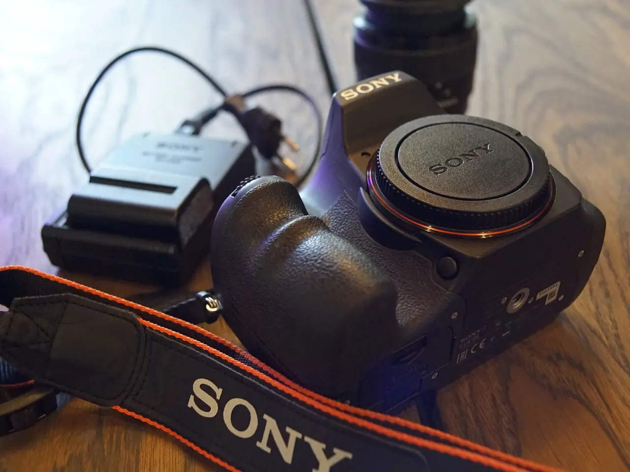 Billede 13 - Sony Alpha a68 DSLR kamera + 18–55mm ‘Kit Lens’