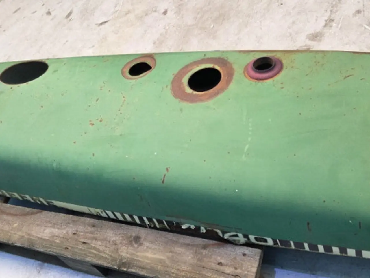 Billede 4 - John Deere 4040 Motorhjelm AR68408