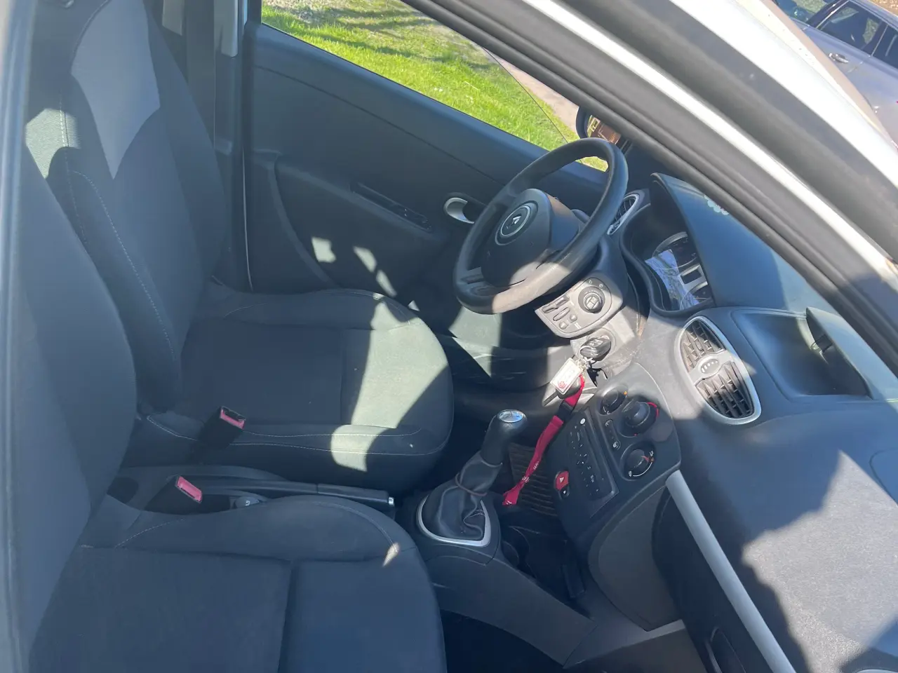 Billede 5 - RENAULT CLIO  ÅRG 10