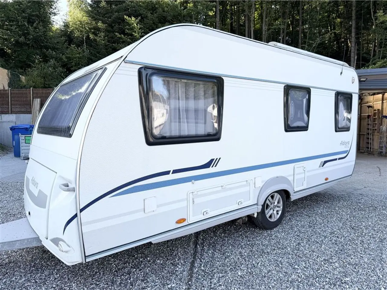 Billede 4 - 2010 - Adria Adora 472 LU Enkeltsenge-Lamel-Gulvtemp.-Mover-Telt