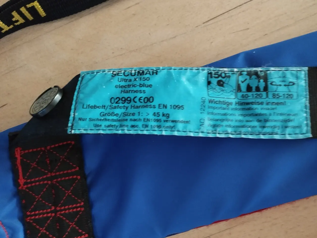 Billede 4 - Redningsvest Secumar. Selvoppustelig .