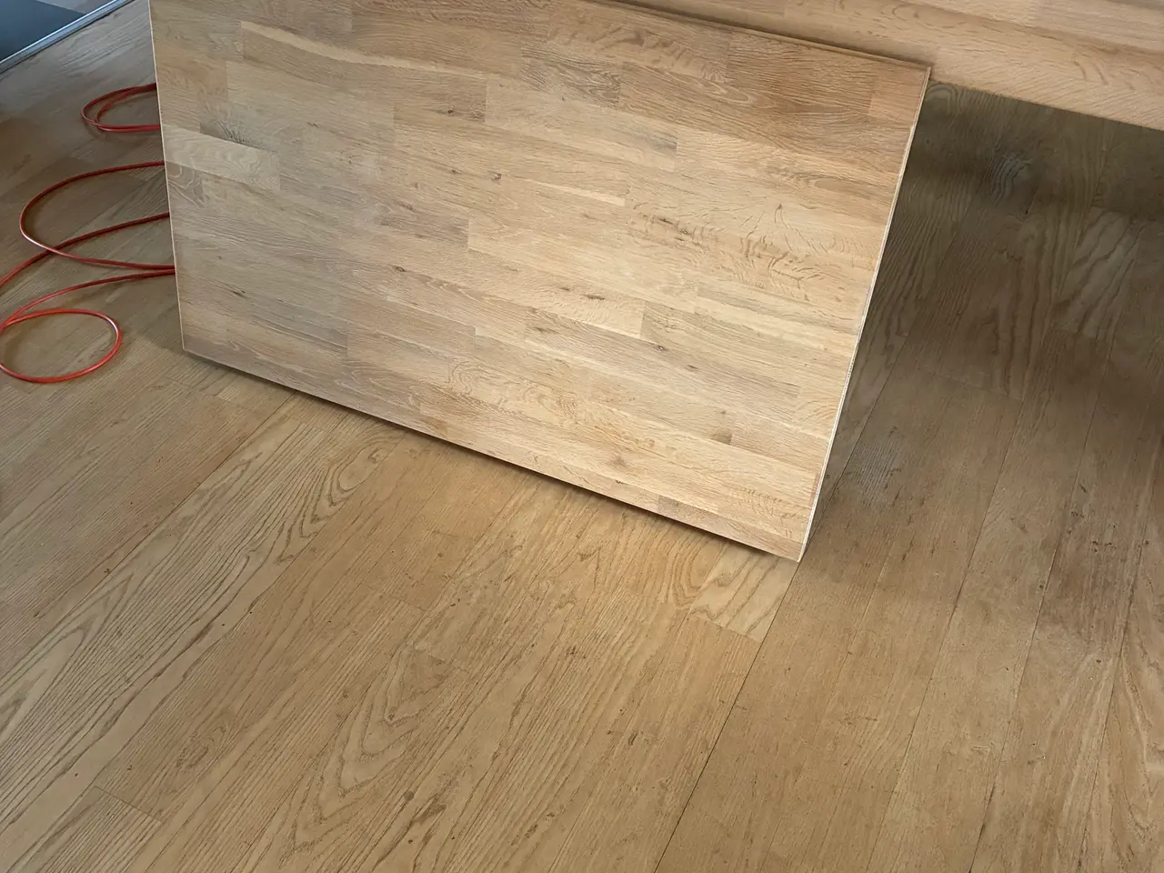 Billede 3 - Spisebord i Sæbebehandlet Eg