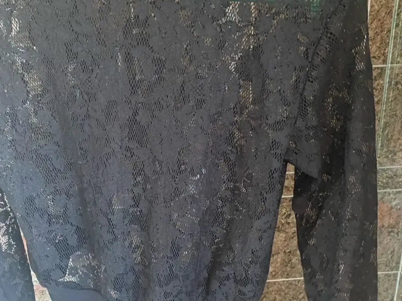 Billede 5 - Smuk bluse str 38