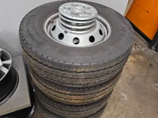 Autocamper/varevogns hjul