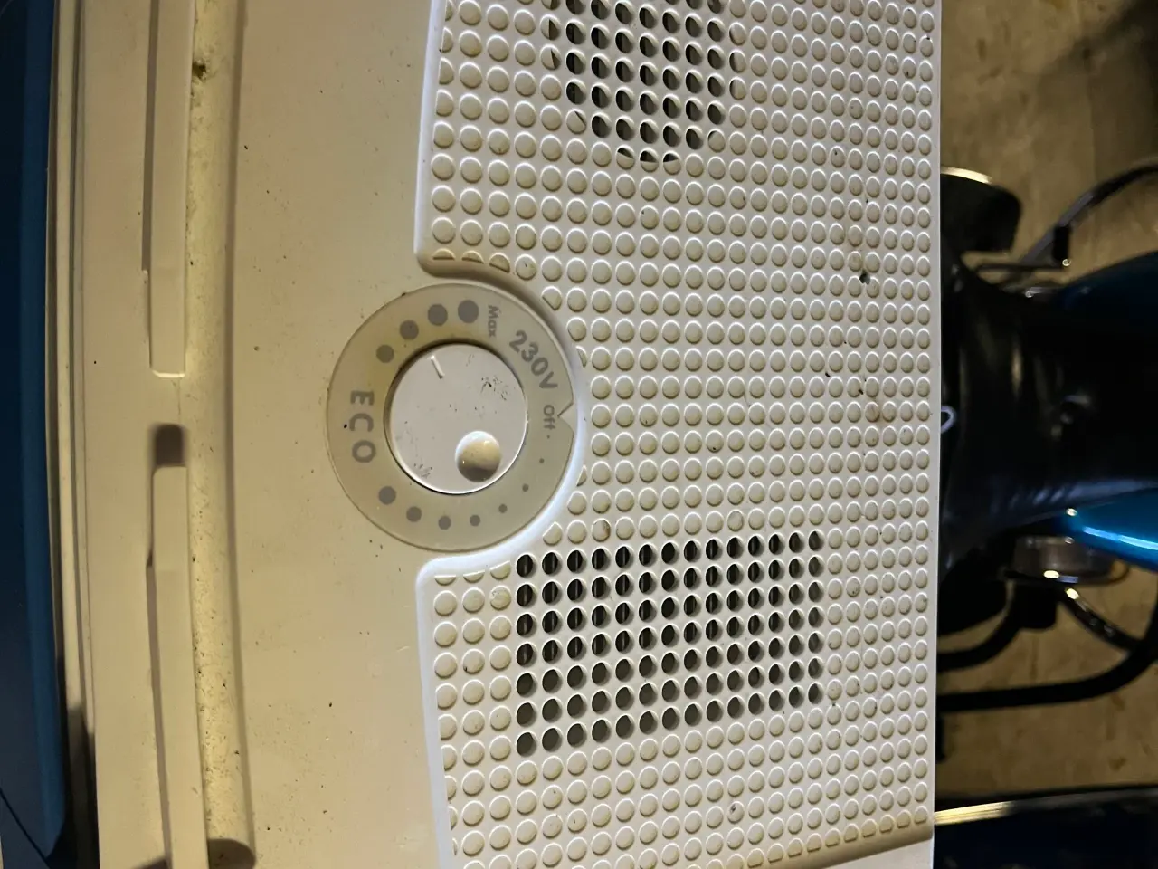 Billede 3 - Køleboks 12 volt og 220 volt 