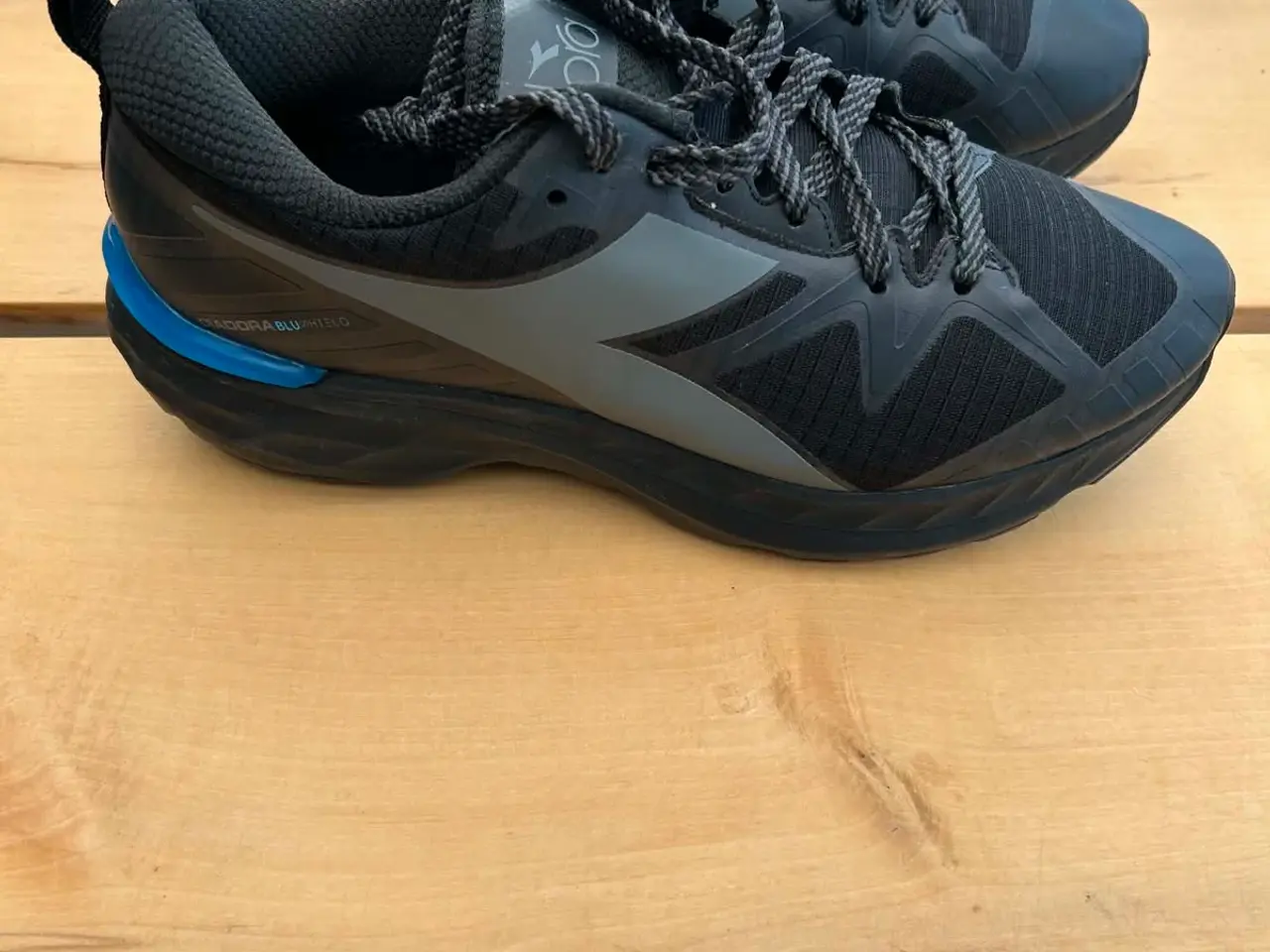 Billede 1 - Diadora blushield Trailsko