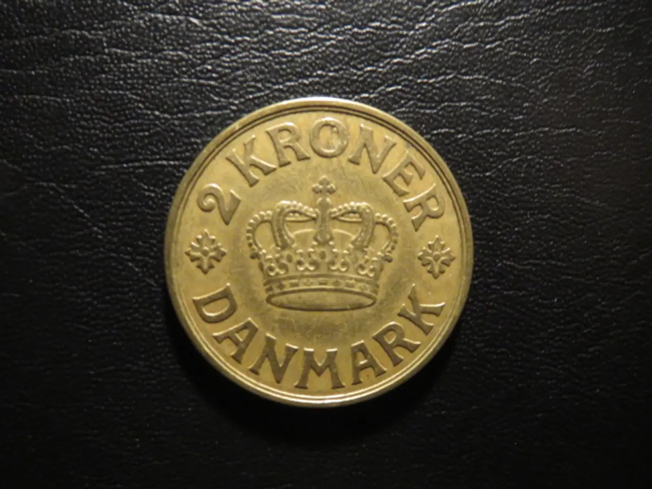 Billede 2 - 2 kr 1924 pænt eksemplar