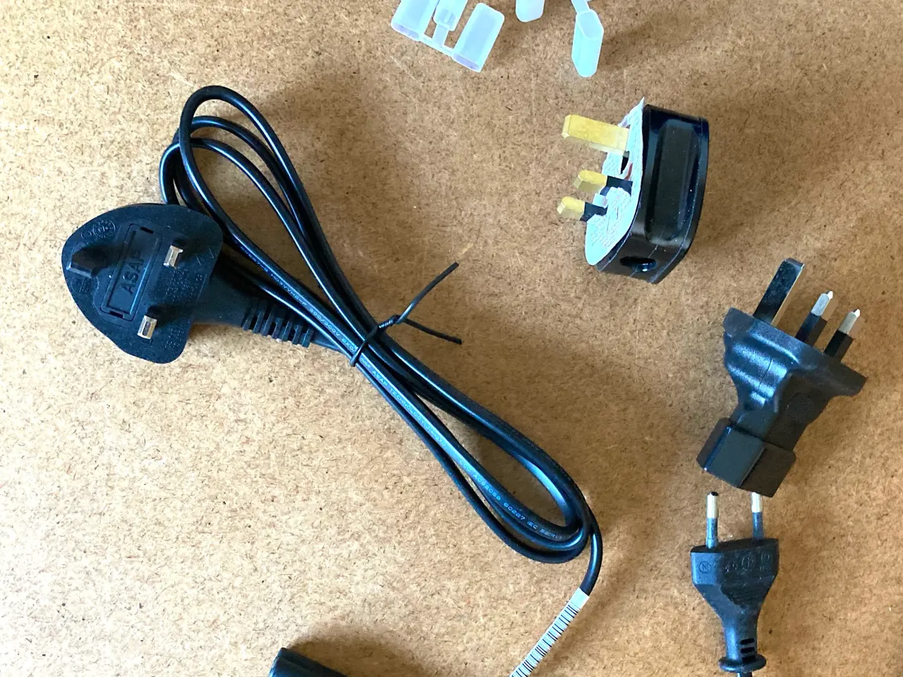 Billede 1 - UK- og US-netstik