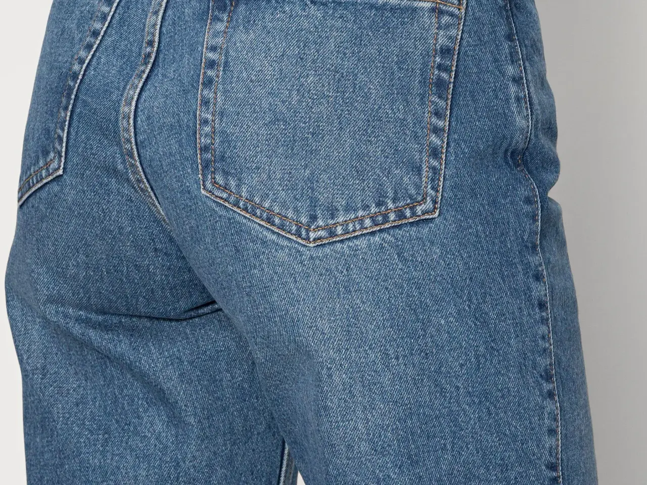 Billede 2 - Rowe Extra High Straight Jeans fra WEEKDAY