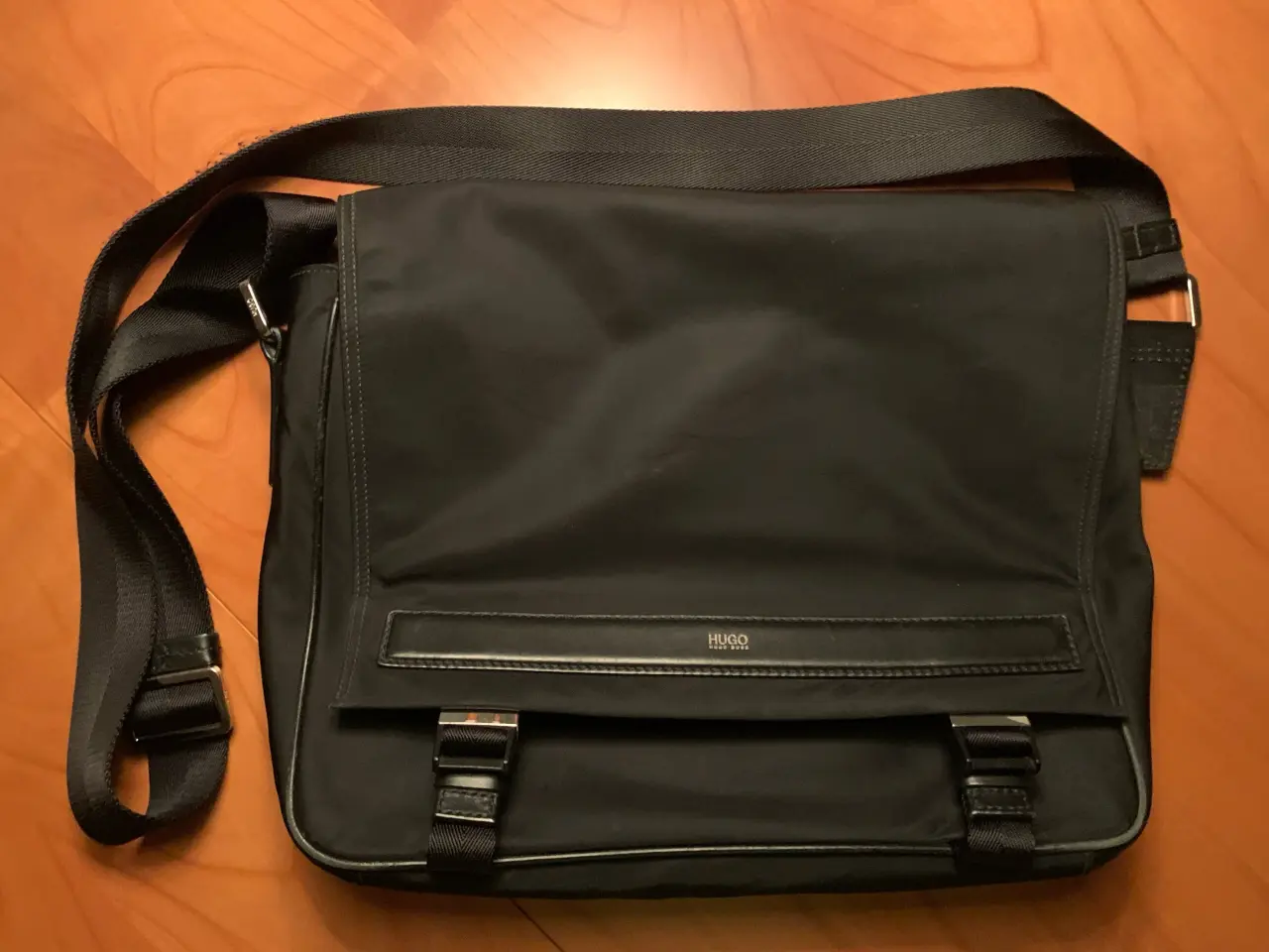 Billede 1 - Hugo Boss computertaske