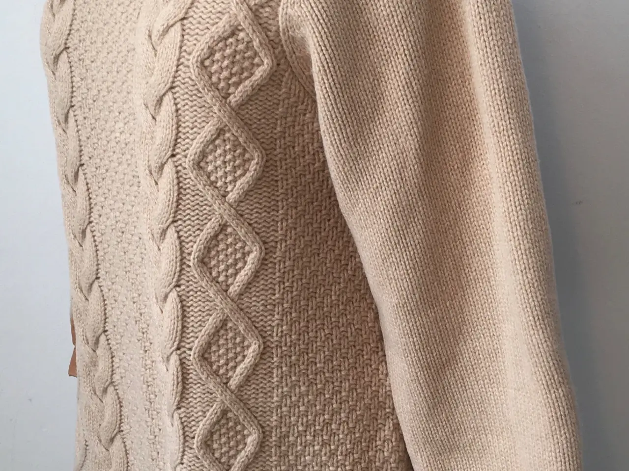 Billede 5 - Baum u Pherdgarten, beige sweater, str S