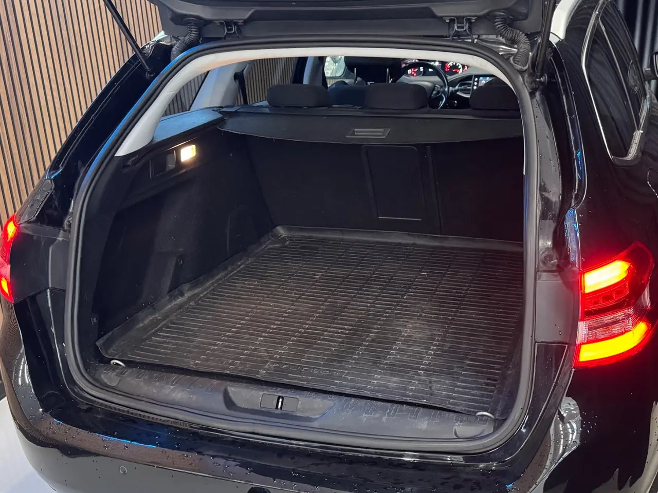Billede 5 - Peugeot 308 1,2 e-THP 130 Selection Sky