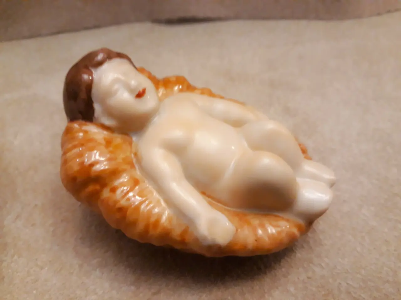 Billede 2 - Krybbefigur & Julebog