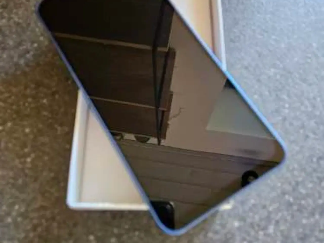 Billede 2 - Ubrugt Samsung Galaxy A17 5g i blå
