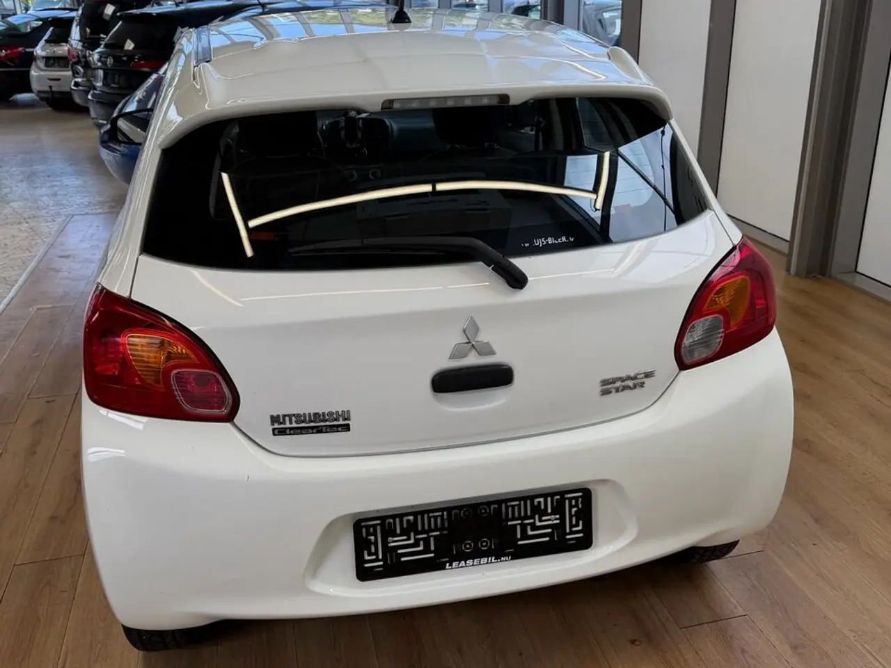 Billede 3 - Mitsubishi Space Star 1,0 Inform 71HK 5d