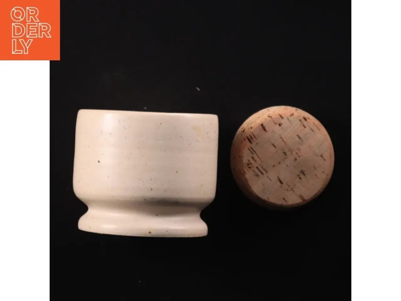 Billede 5 - Keramik tekrukke med korklåg (str. 10 x 11 cm)