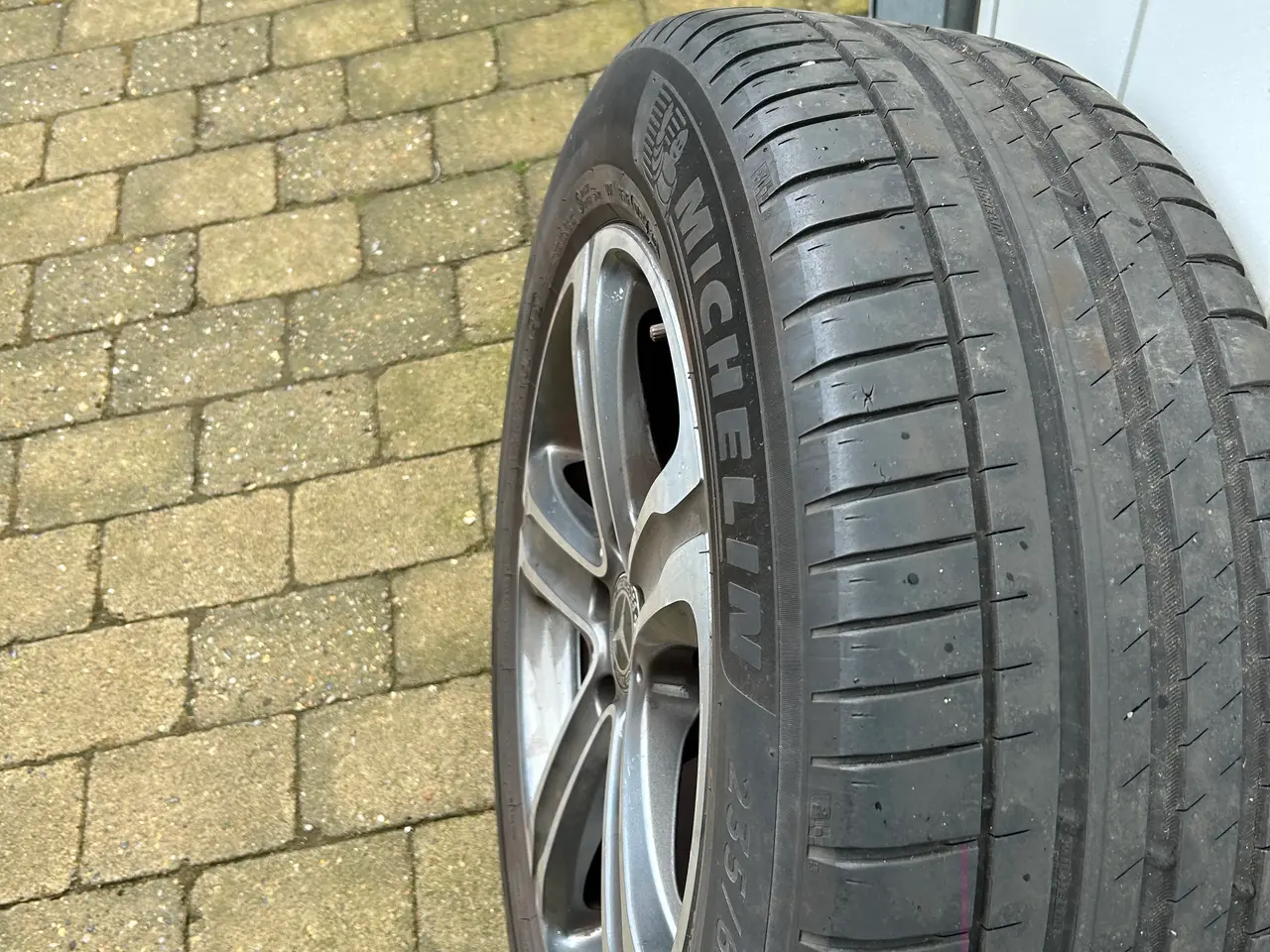 Billede 5 - Org. Mercedesfælge 18 tommermed Michelin sommerdæk