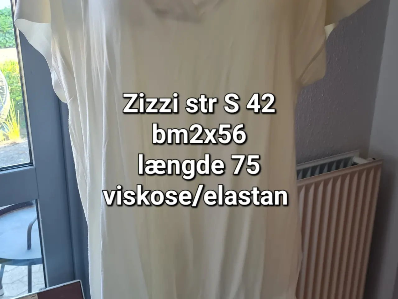 Billede 1 - Zizzi T-shirt str S 42-44 