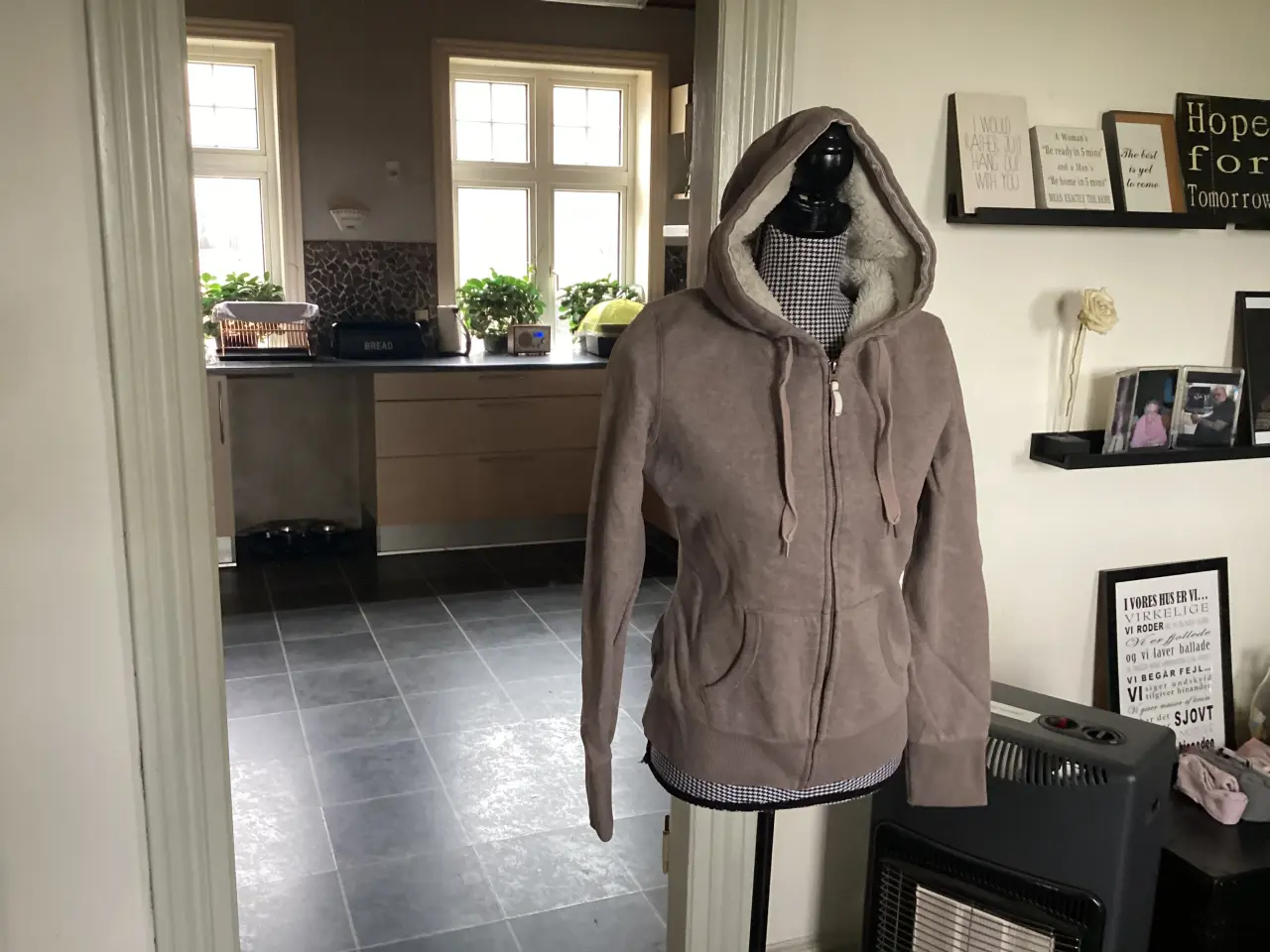 Billede 4 - Trøjer- Hættetrøjer STR : S- M- L- Xl- Xxl. Here- 