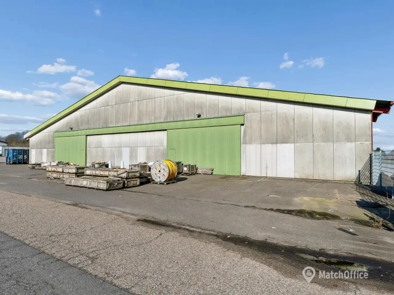 Billede 6 - Stor lagerhal i Taulov med 4 porte og stærk logistikplacering