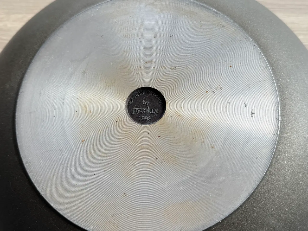 Billede 3 - Støbejernsgryde med Pyrex glaslåg 8 liter