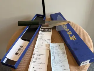 Smedet Ko-Deba Kniv fra Tokuzo Knives — Helt ny!