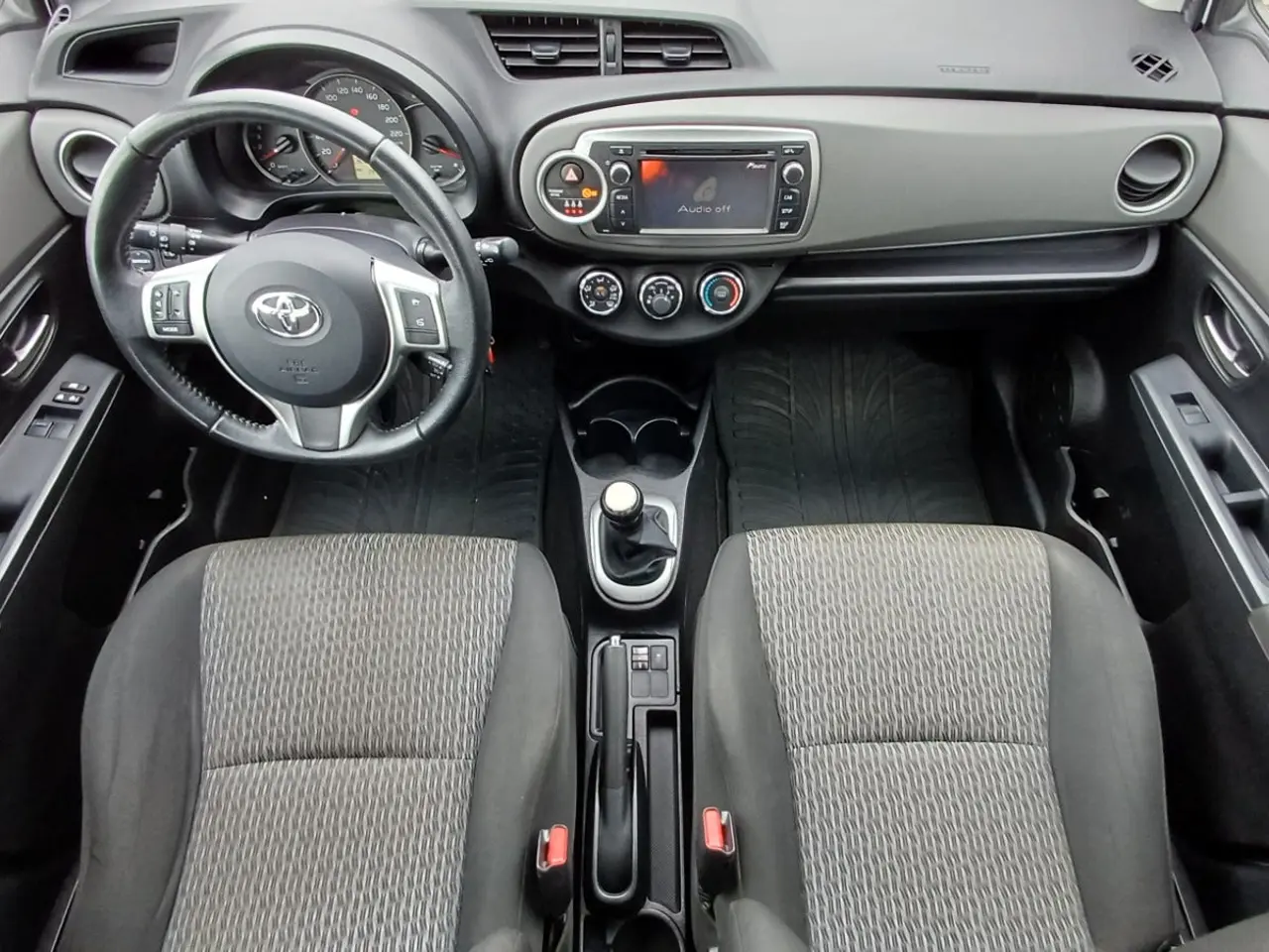 Billede 10 - Toyota Yaris 1,0 VVT-i T2 Touch