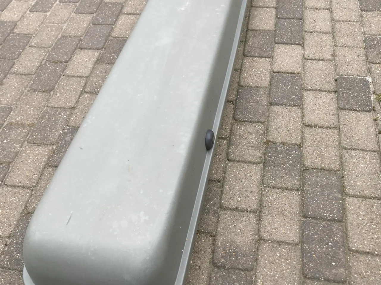 Billede 1 - Tagboks længde 220 cm bredde 50 cm højde 30 cm.