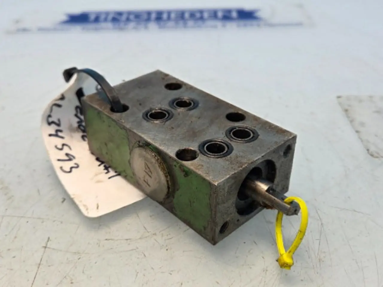 Billede 9 - John Deere 2040 Hydraulikventil AL34593