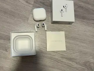 AirPods 4 500kr anc