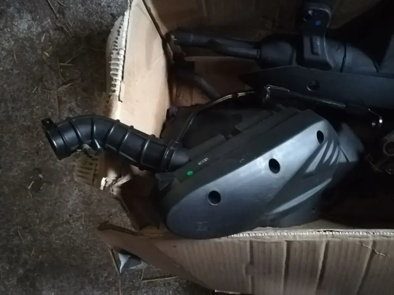 Billede 2 - Pgo Gmax 150 cc dele