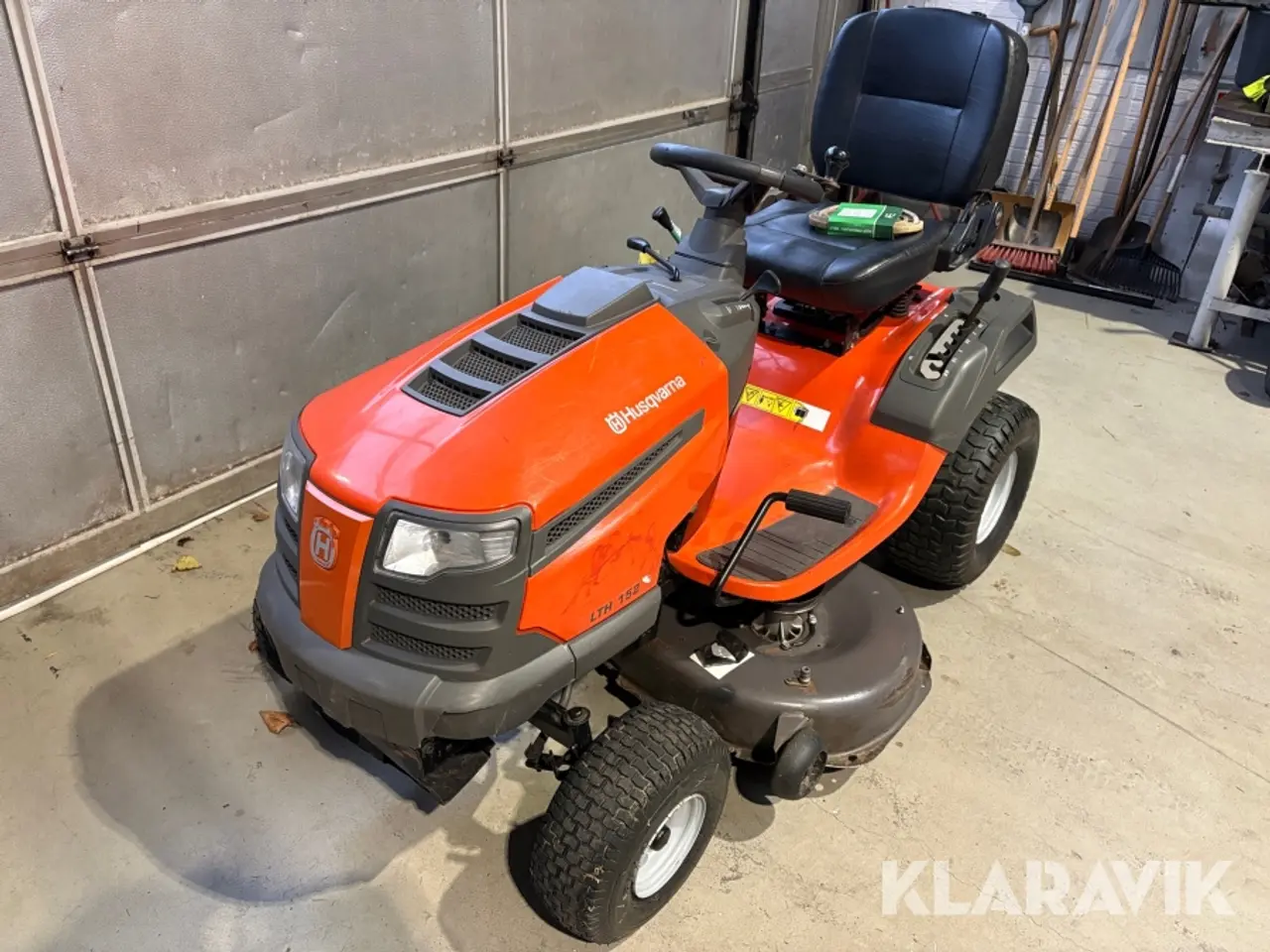 Billede 1 - Græsslåmaskine Husqvarna LTH 152