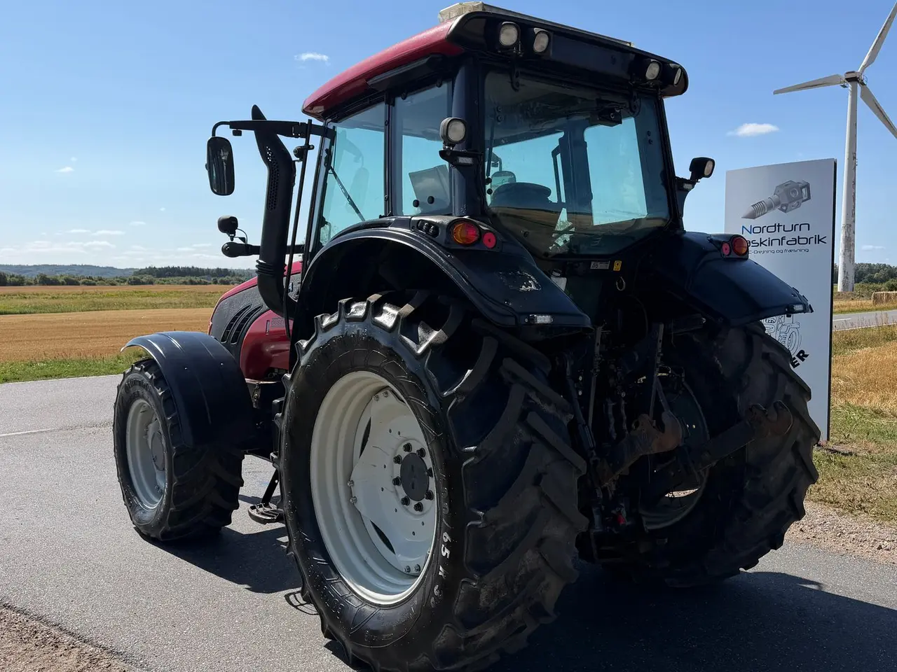 Billede 7 - Valtra T153 HiTech Fin brugt traktor, med Frontlift og Front PTO