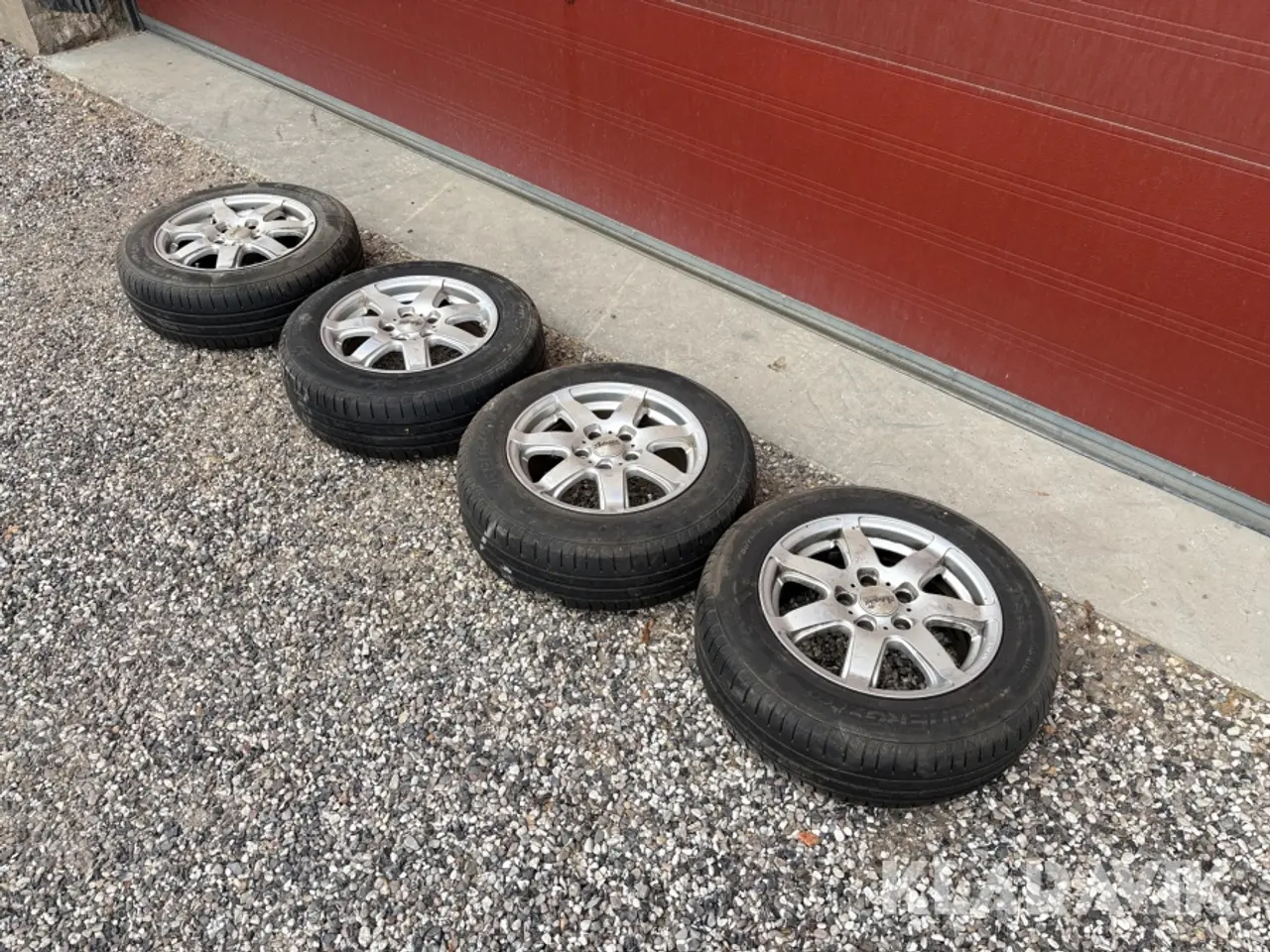 Billede 1 - Dæk & fælge Hankook Kinergy 4 styk