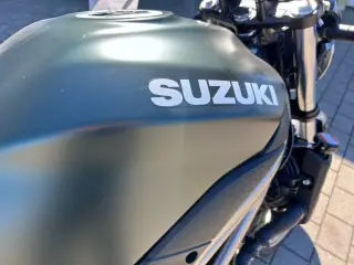 Suzuki SV650 650 74HK 6g