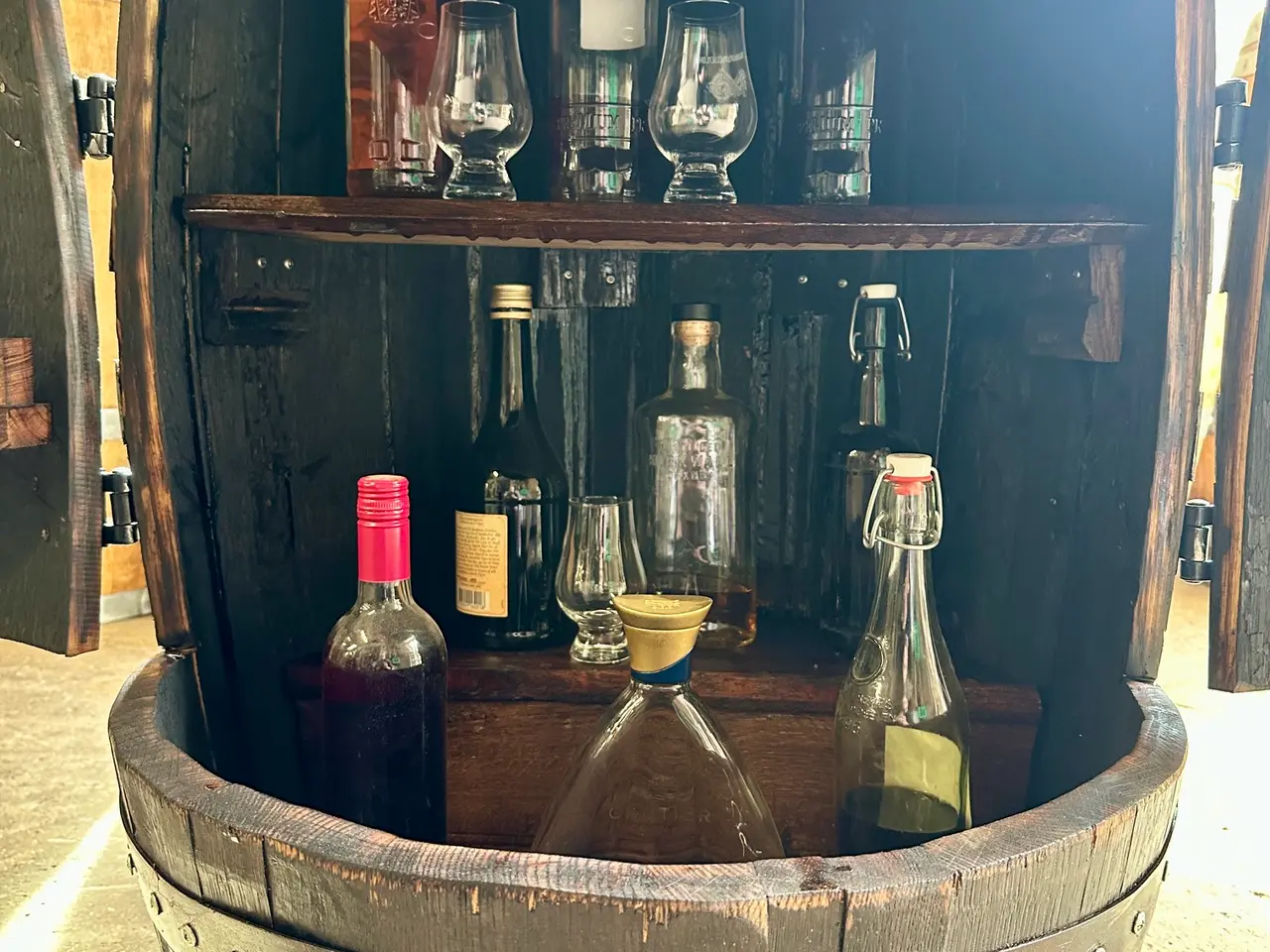 Billede 10 - Exklusivt Barskab – Original Skotsk Whiskytønde