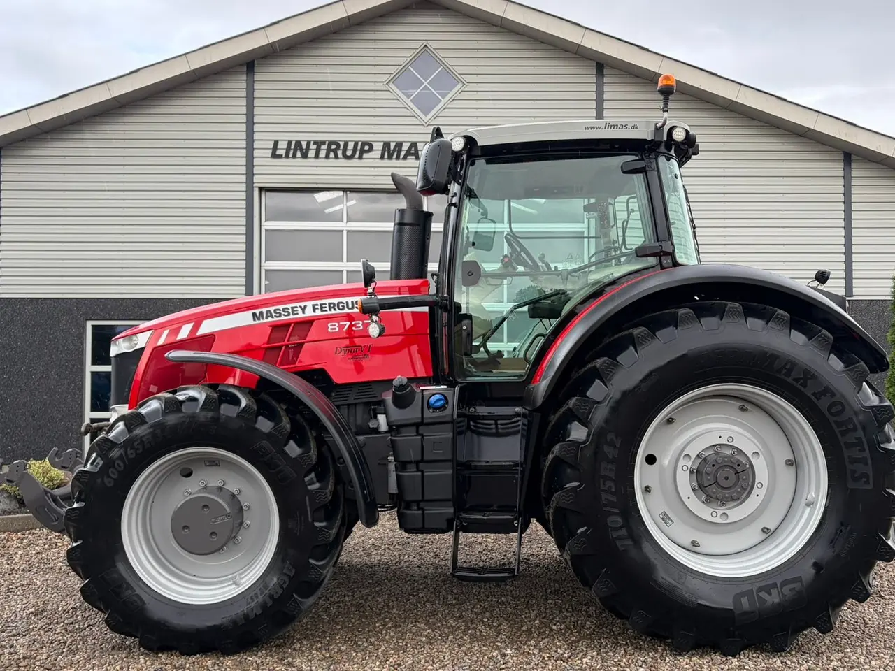 Billede 2 - Massey Ferguson 8737 Dyna VT med frontlift.