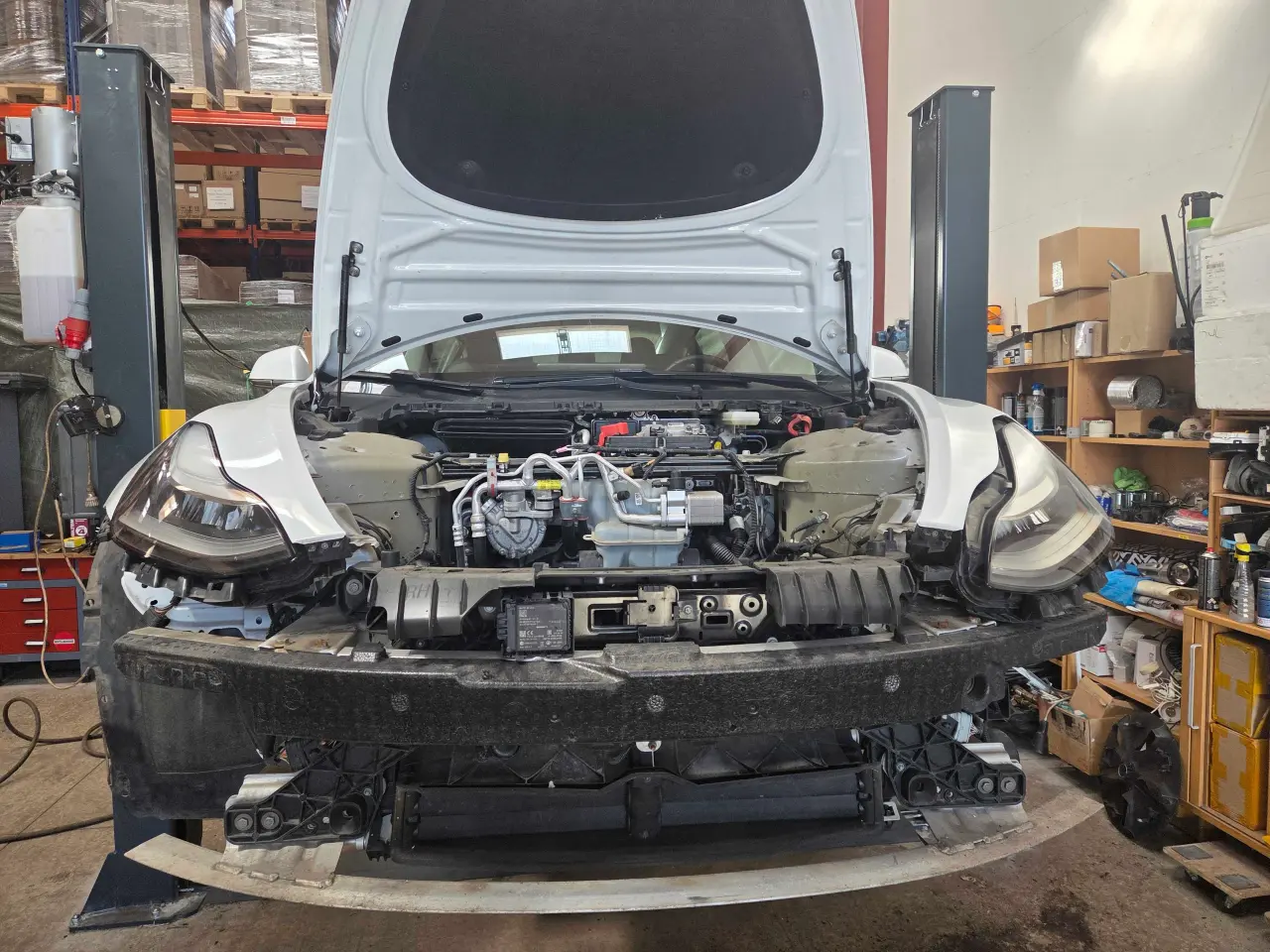 Billede 9 - Tesla 3 2019 v forlygte 107З75-00-С