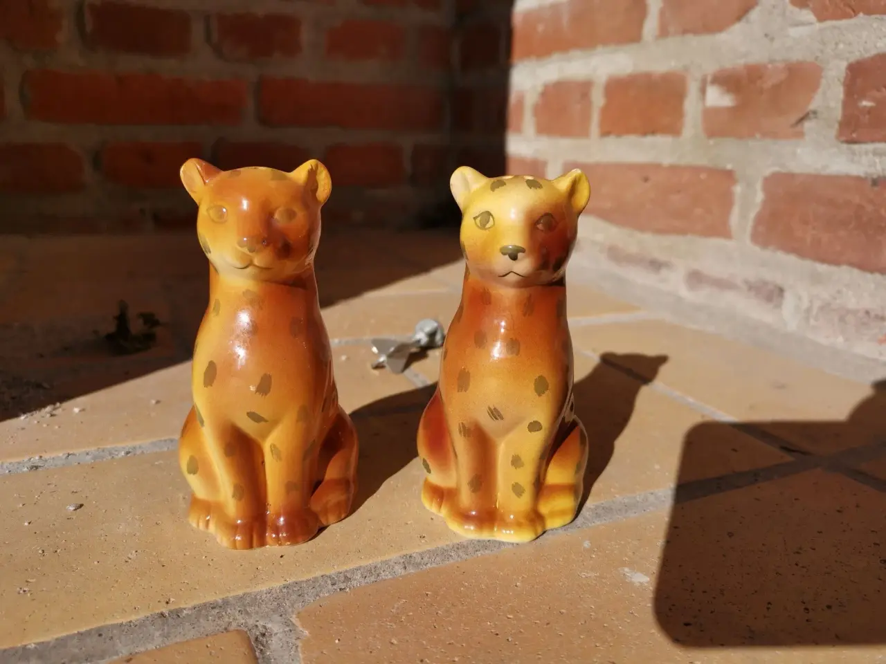 Billede 1 - Gamle figurer af tigere