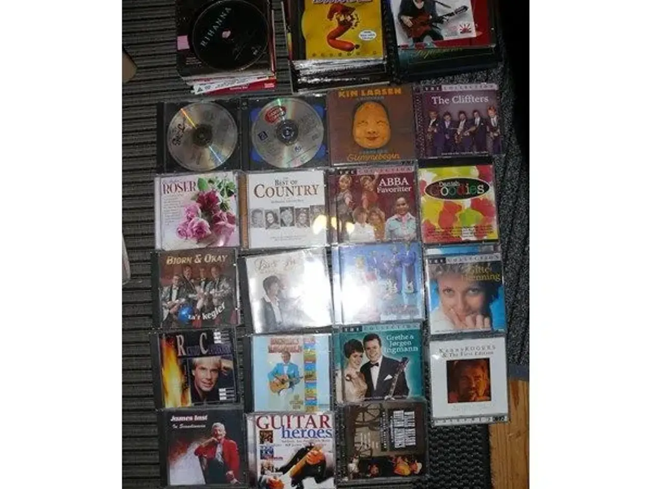 Billede 1 - Ny pris! 50 stk: Blandet DVD CD Musik og film
