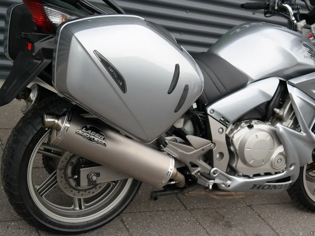 Billede 7 - Honda CBF 1000 A MC-SYD BYTTER GERNE