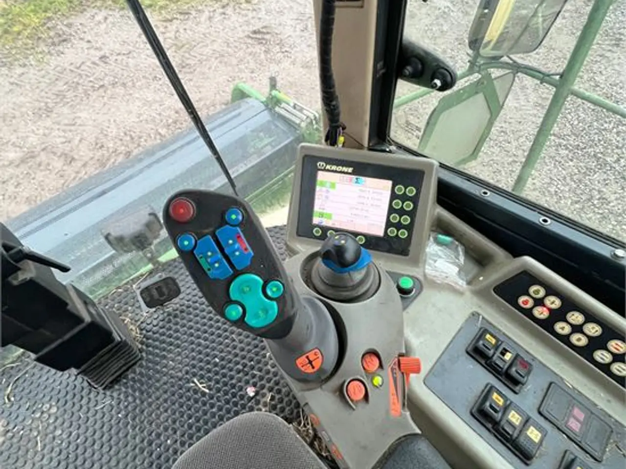 Billede 16 - Krone Big X 650 V8 - Video!