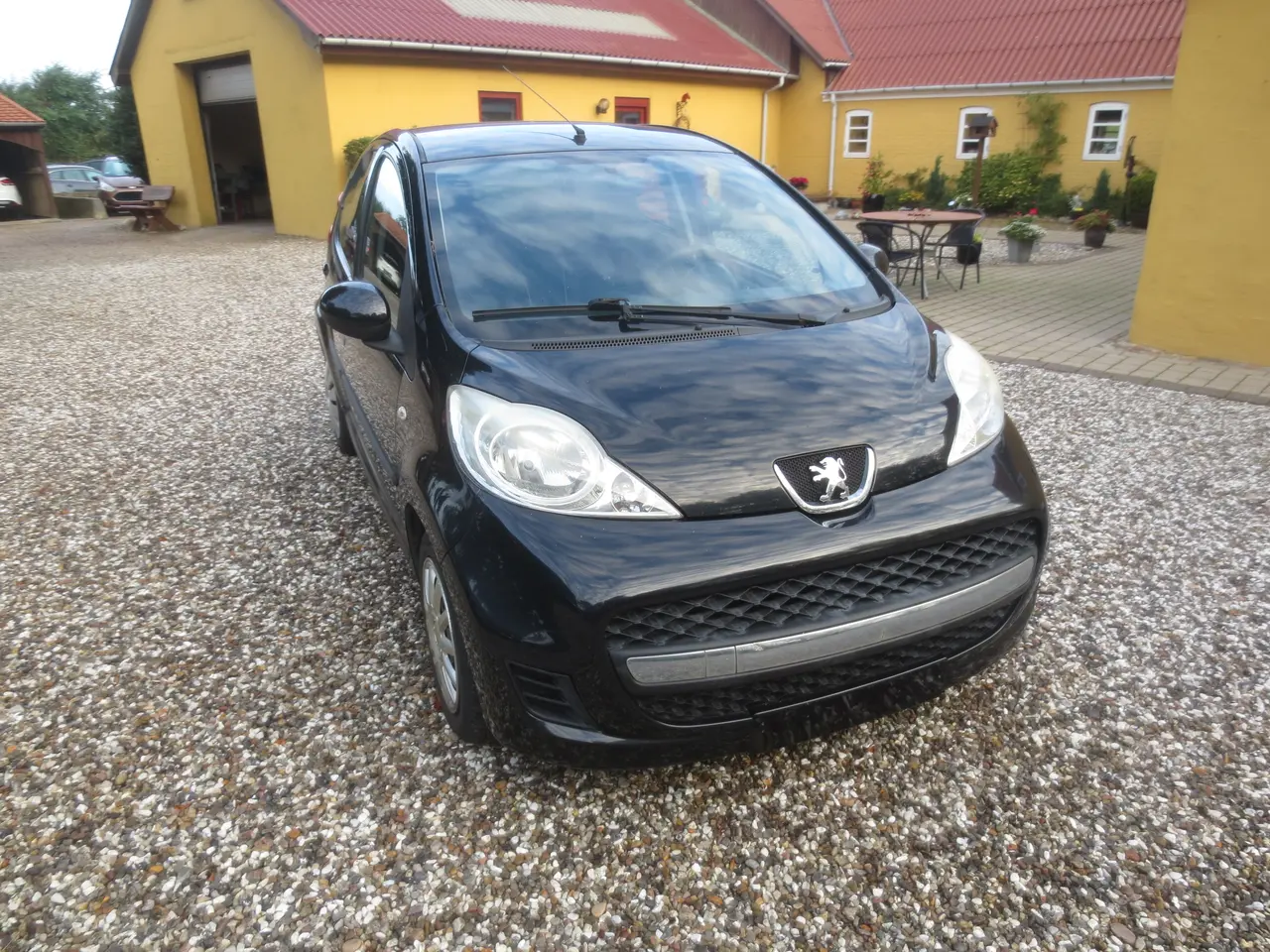 Billede 3 - Peugeot 107. 1.0 i År 10 Uden syn.