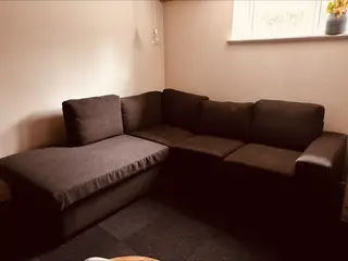 Hjørnesofa i grå 230x95 GRATIS